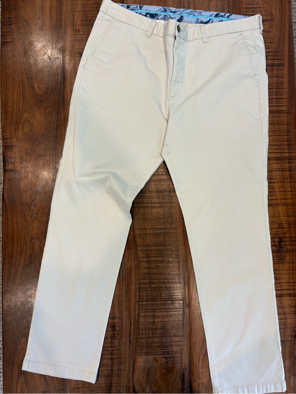 Tommy Bahama Cream Chino Pants